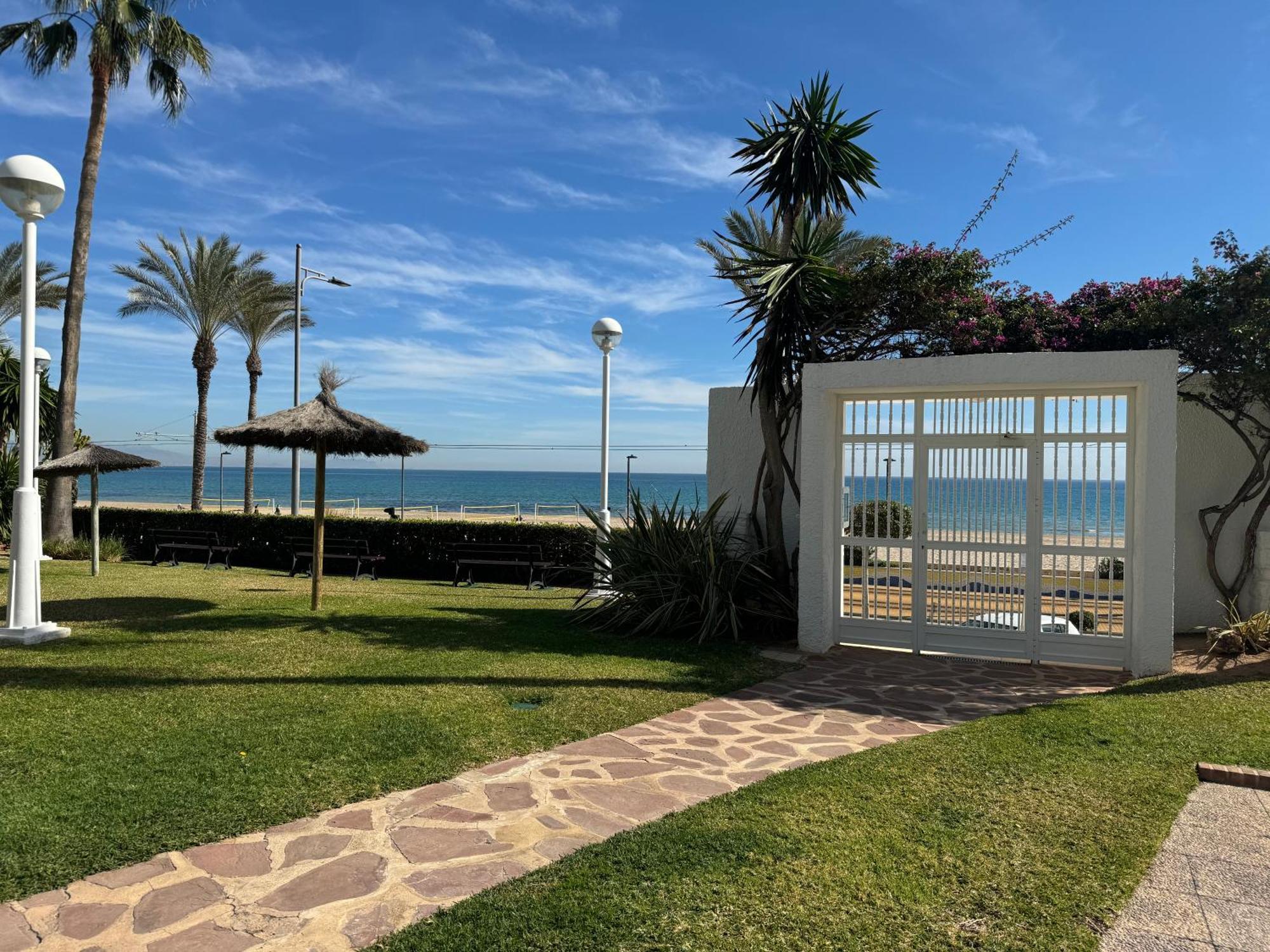 Apartamento Muchavista Primera Linea De Playa By El Conserje El Campello Εξωτερικό φωτογραφία