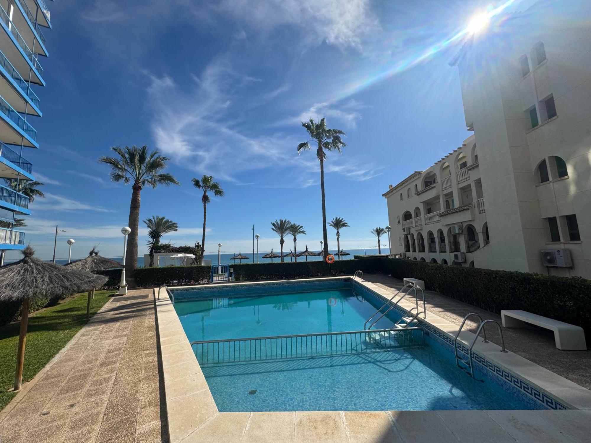 Apartamento Muchavista Primera Linea De Playa By El Conserje El Campello Εξωτερικό φωτογραφία