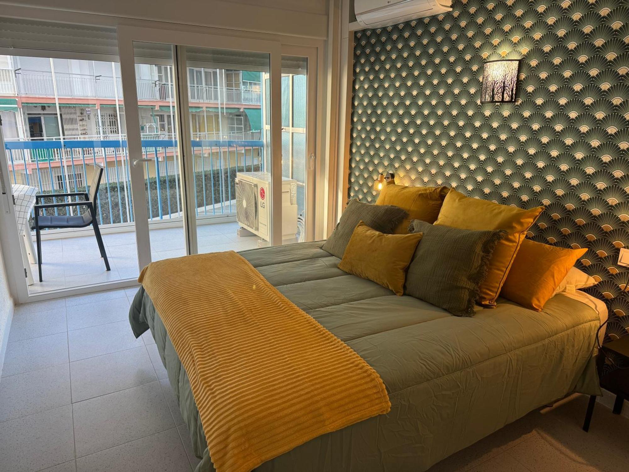 Apartamento Muchavista Primera Linea De Playa By El Conserje El Campello Εξωτερικό φωτογραφία