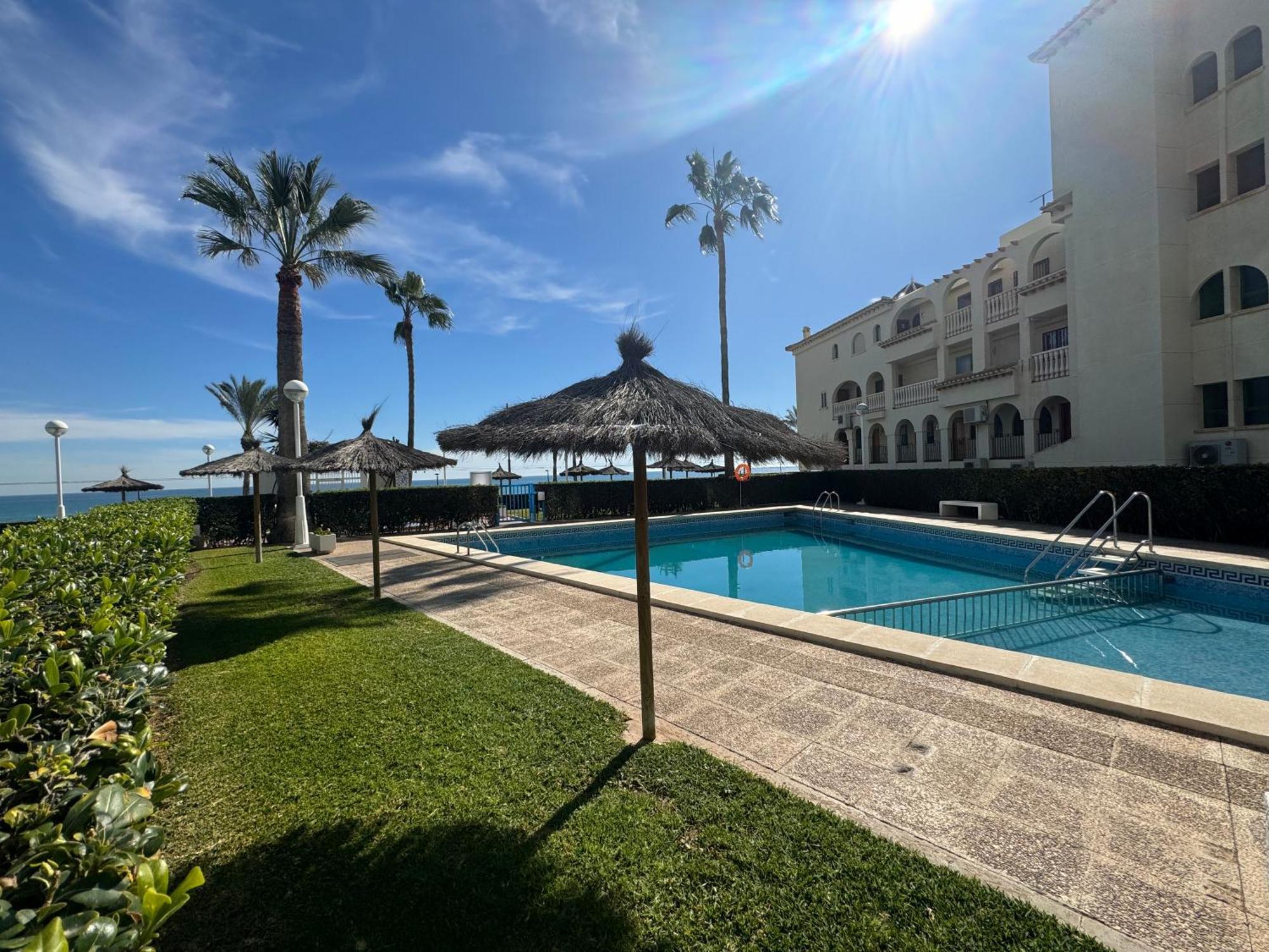 Apartamento Muchavista Primera Linea De Playa By El Conserje El Campello Εξωτερικό φωτογραφία