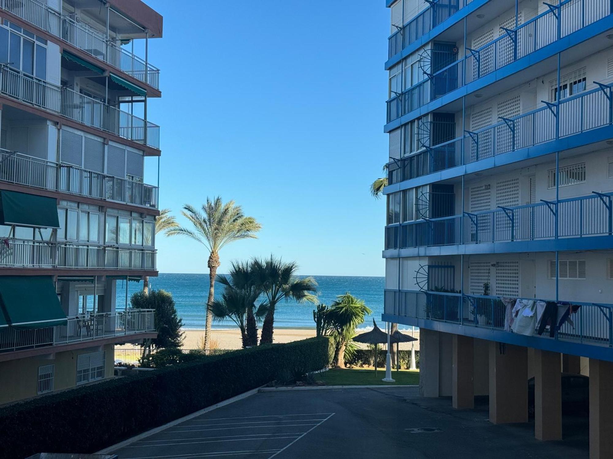 Apartamento Muchavista Primera Linea De Playa By El Conserje El Campello Εξωτερικό φωτογραφία